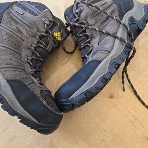 Waterproof Hiking Boots | Columbia Men's Size 13